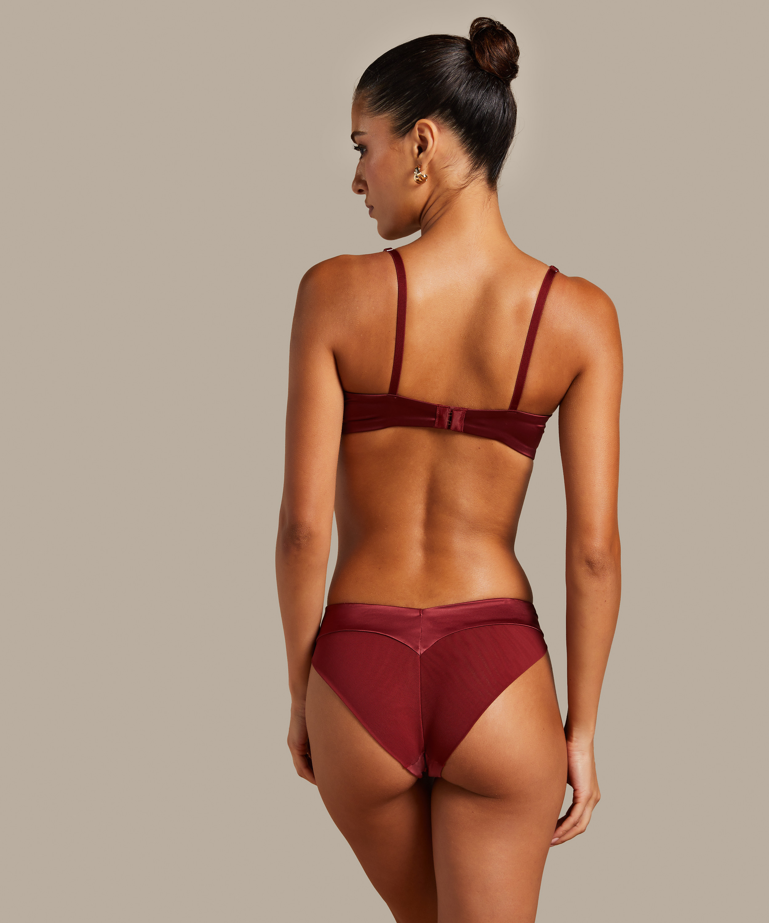 Brasileña de corte alto Zoe, Rojo, main