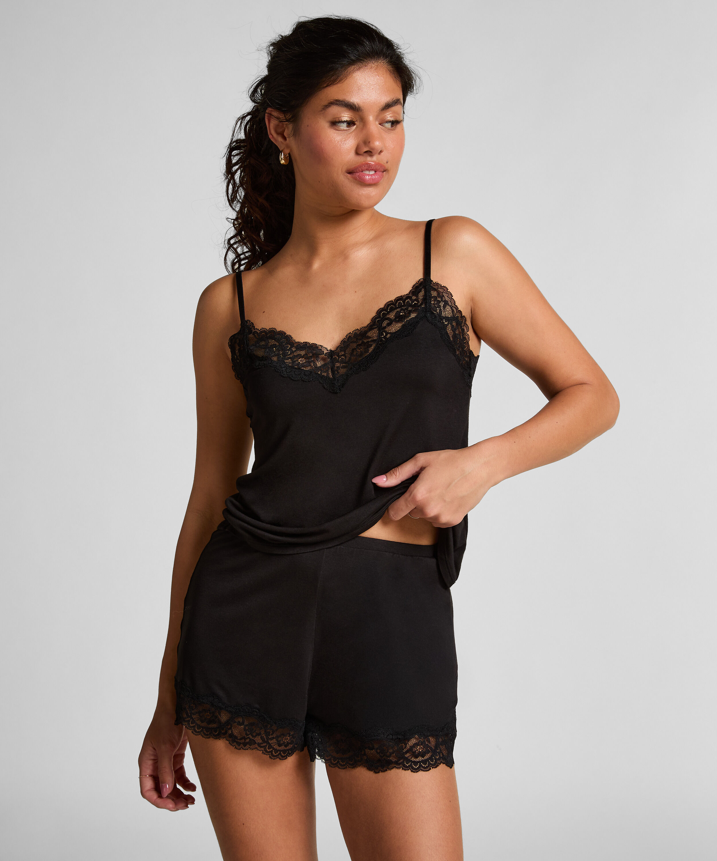 Conjunto de pijama Nana, Negro