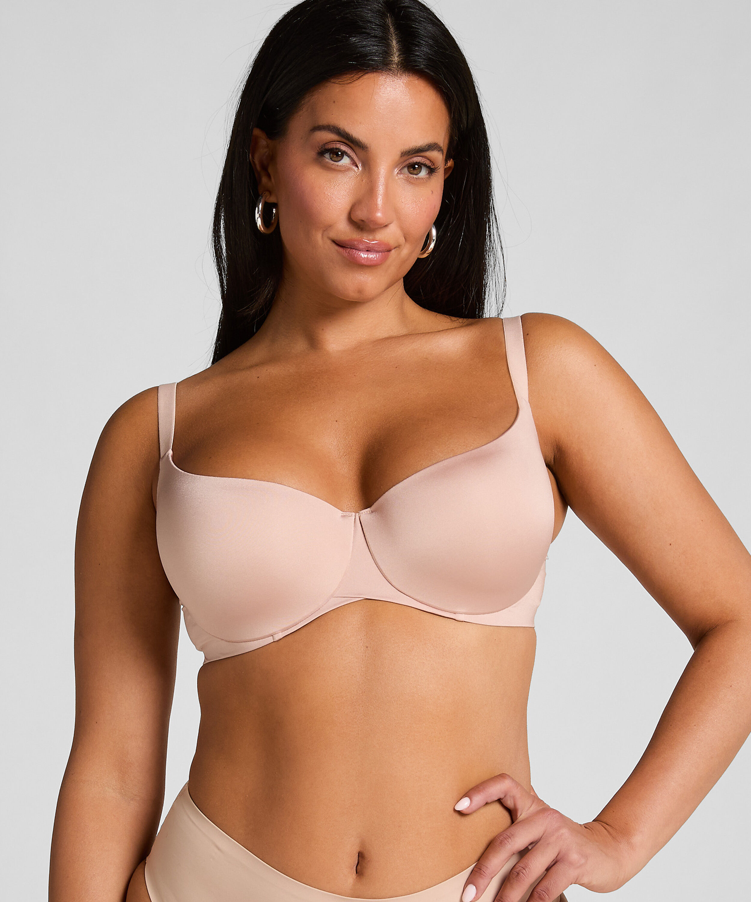 Sujetador de aros preformado Smooth, Beige Sujetador de aros preformado Smooth, Beige