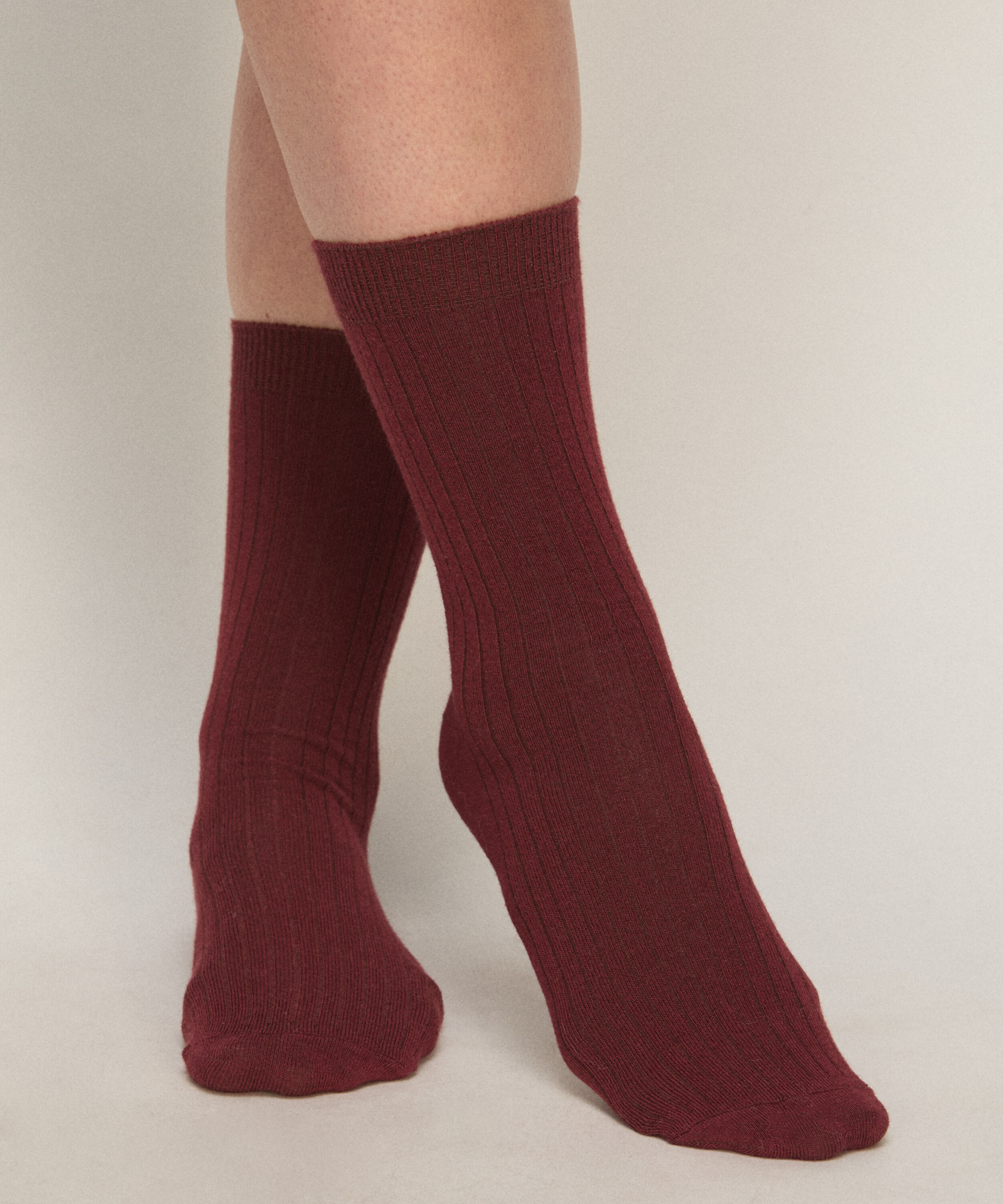 Cashmere Blend Ribbed Socks, Rojo