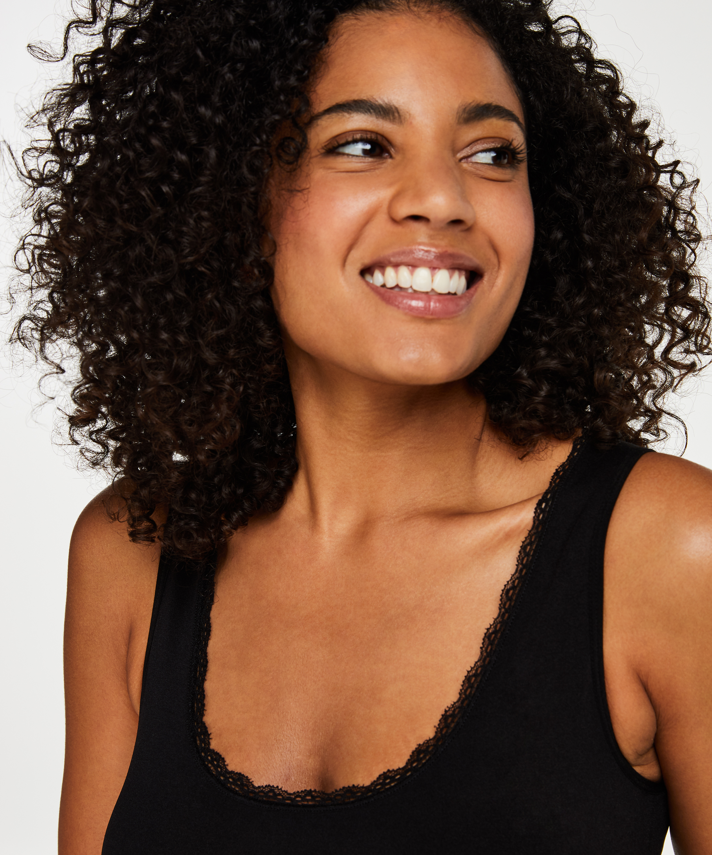 Top cami reafirmante - Level 2, Negro, main