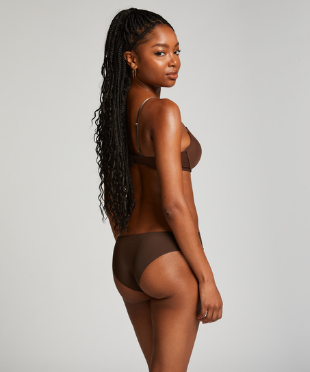 Brasile&ntilde;a invisible, marr&oacute;n