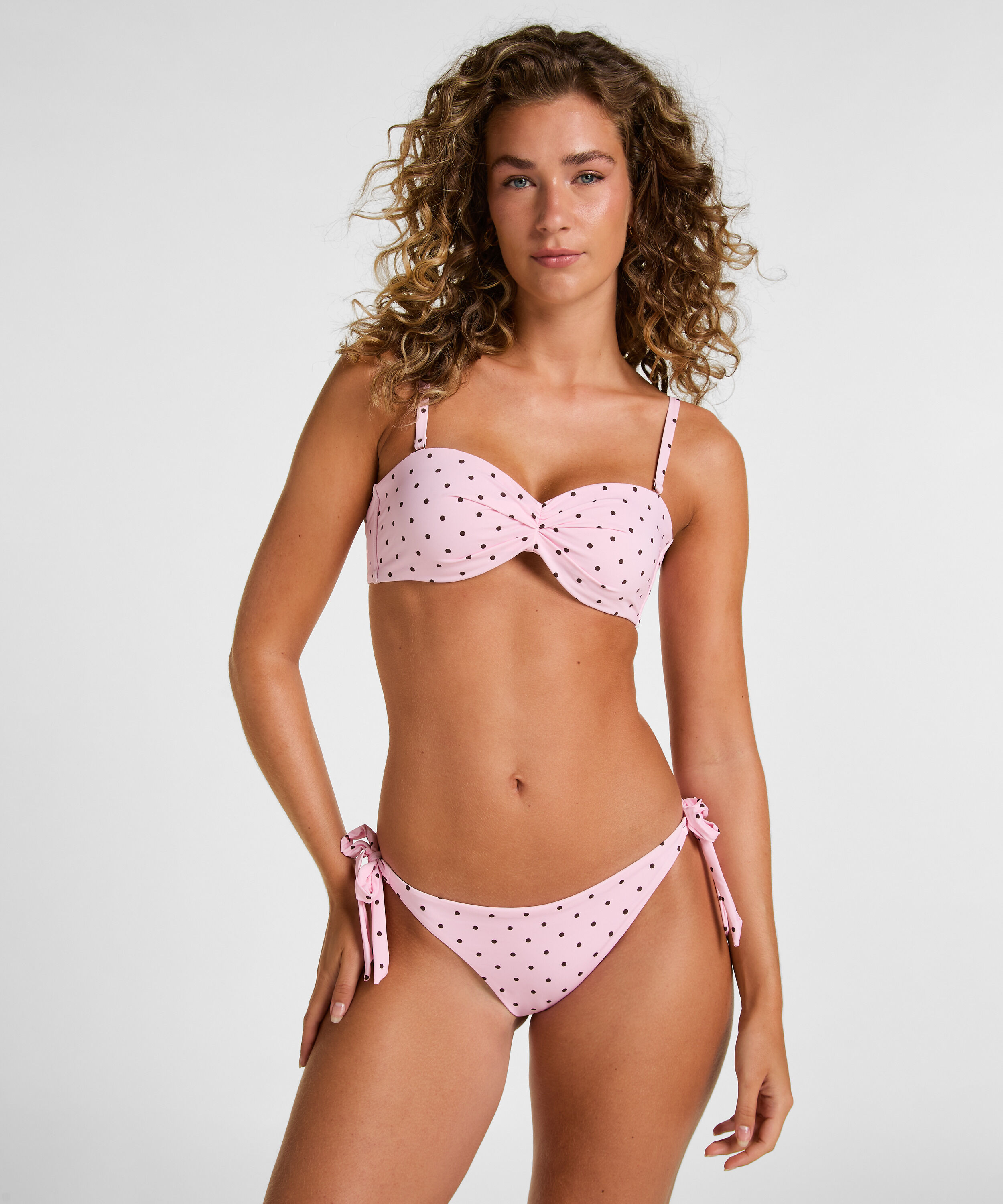 Braguita de Bikini Alicante, Rosa