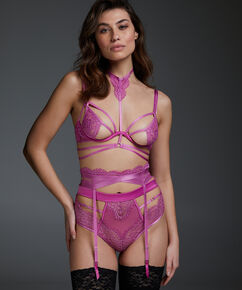 Liguero Chasity, Rosa