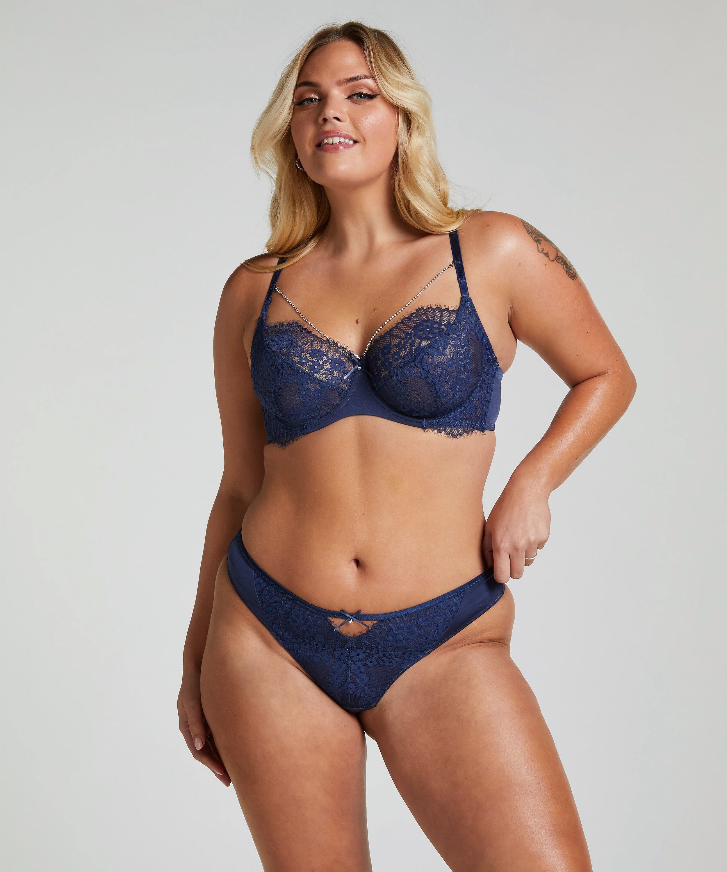 Tanga Pearlene