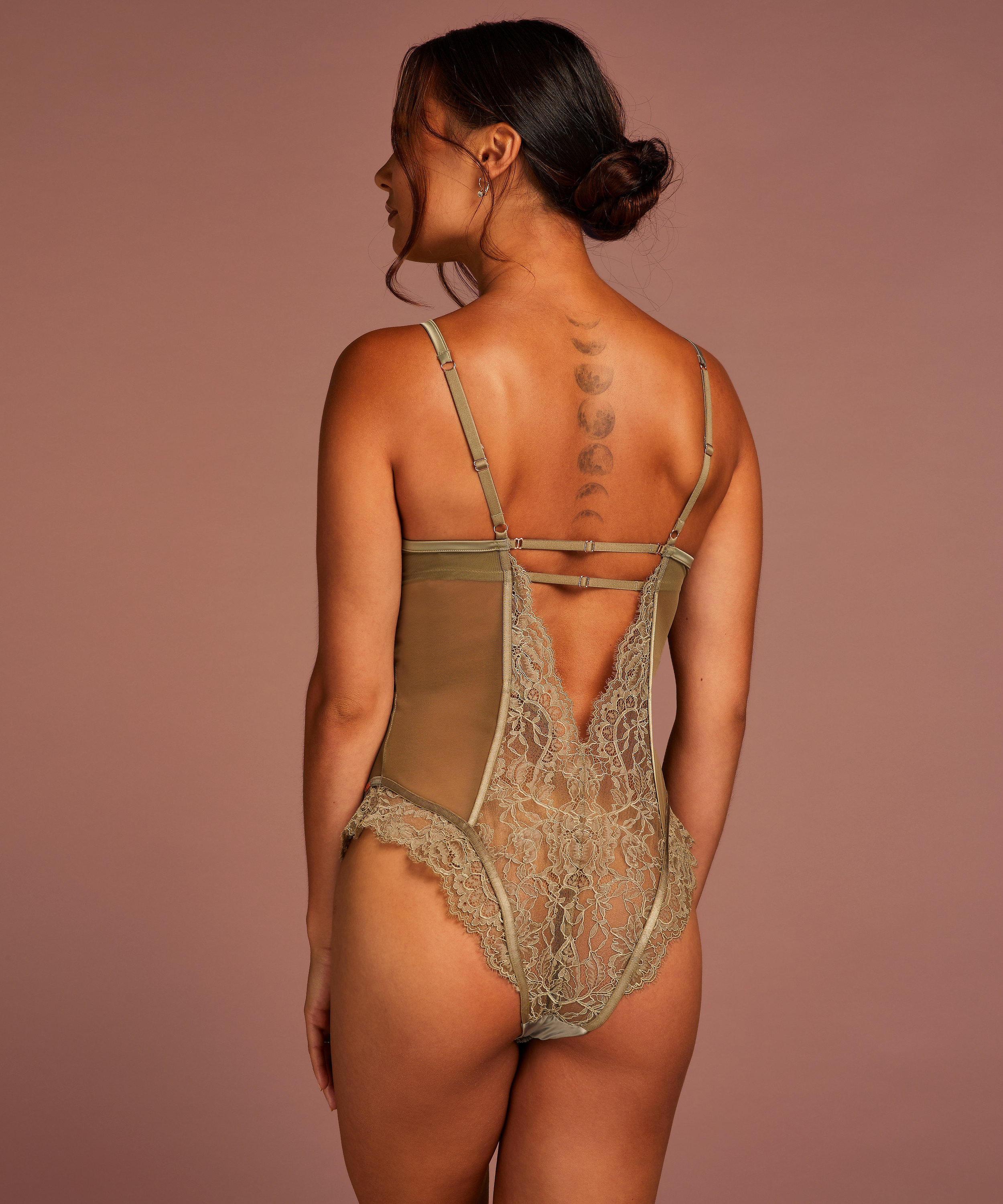 Bodi Carsone, Verde, main