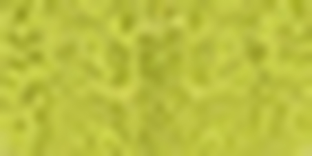 Brasileña con entrepierna abierta Nisha, Verde