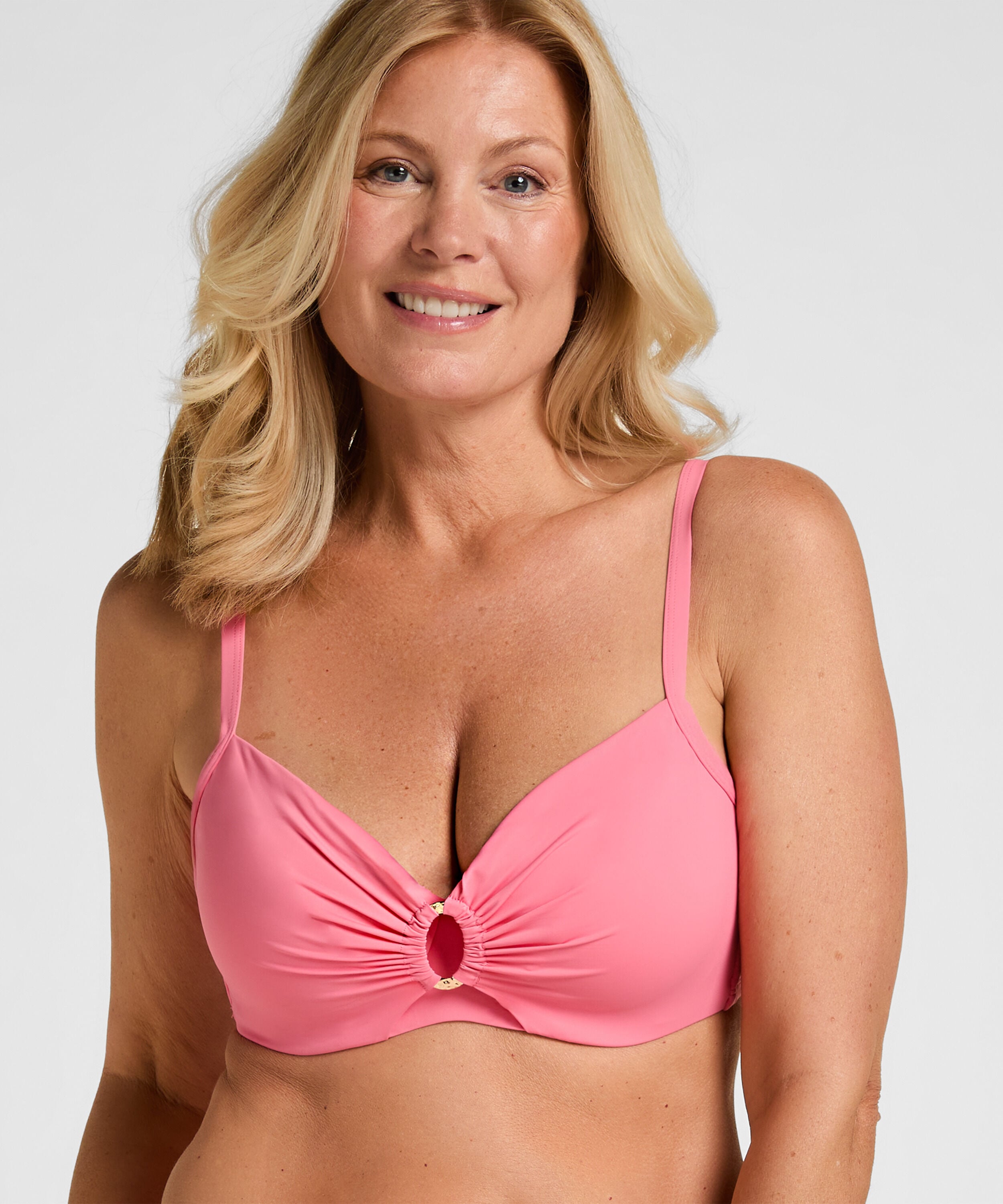 Top de bikini de aros no preformado Luxe