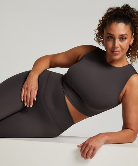 HKMX Top deportivo, Gris