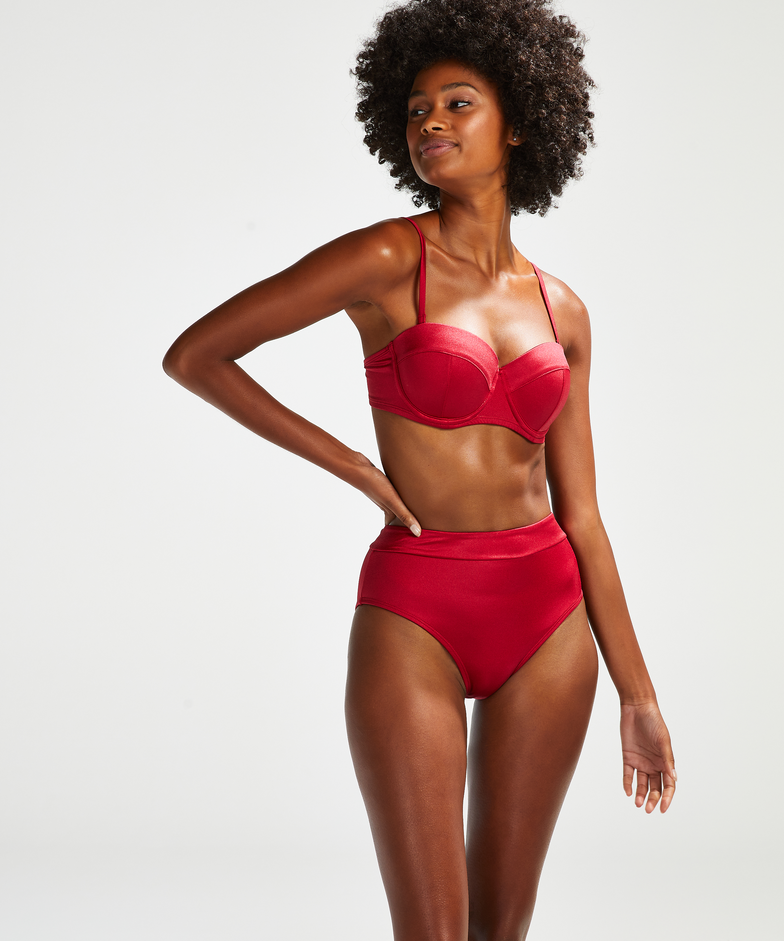 Top de bikini con aros y preformado Lola, Rojo, main