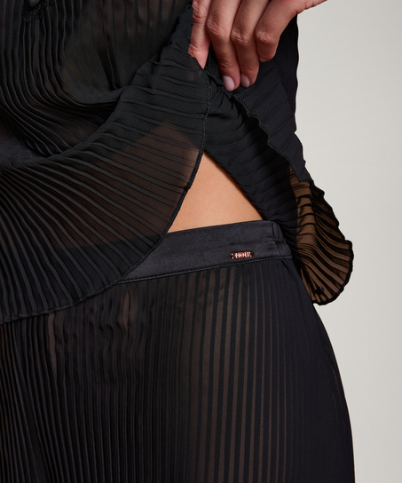 Short plisado, Negro