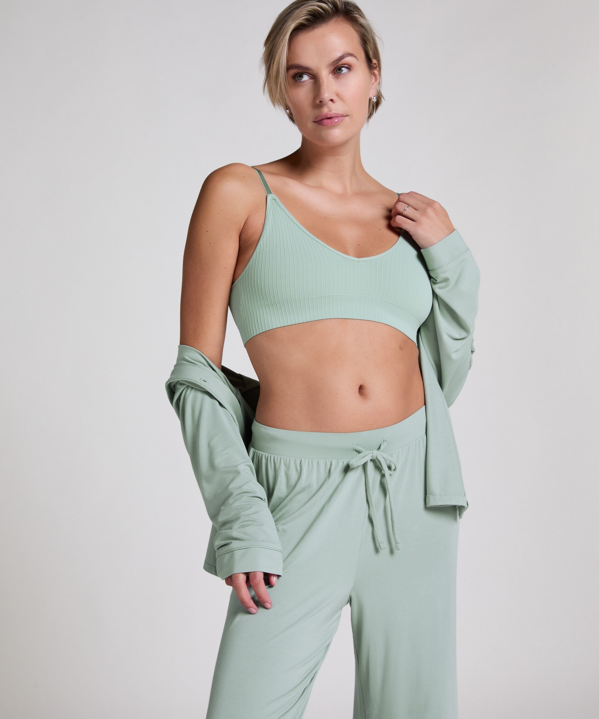 Chaqueta de manga larga de jersey Essentil, Verde