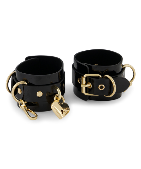 Esposas Private, Negro