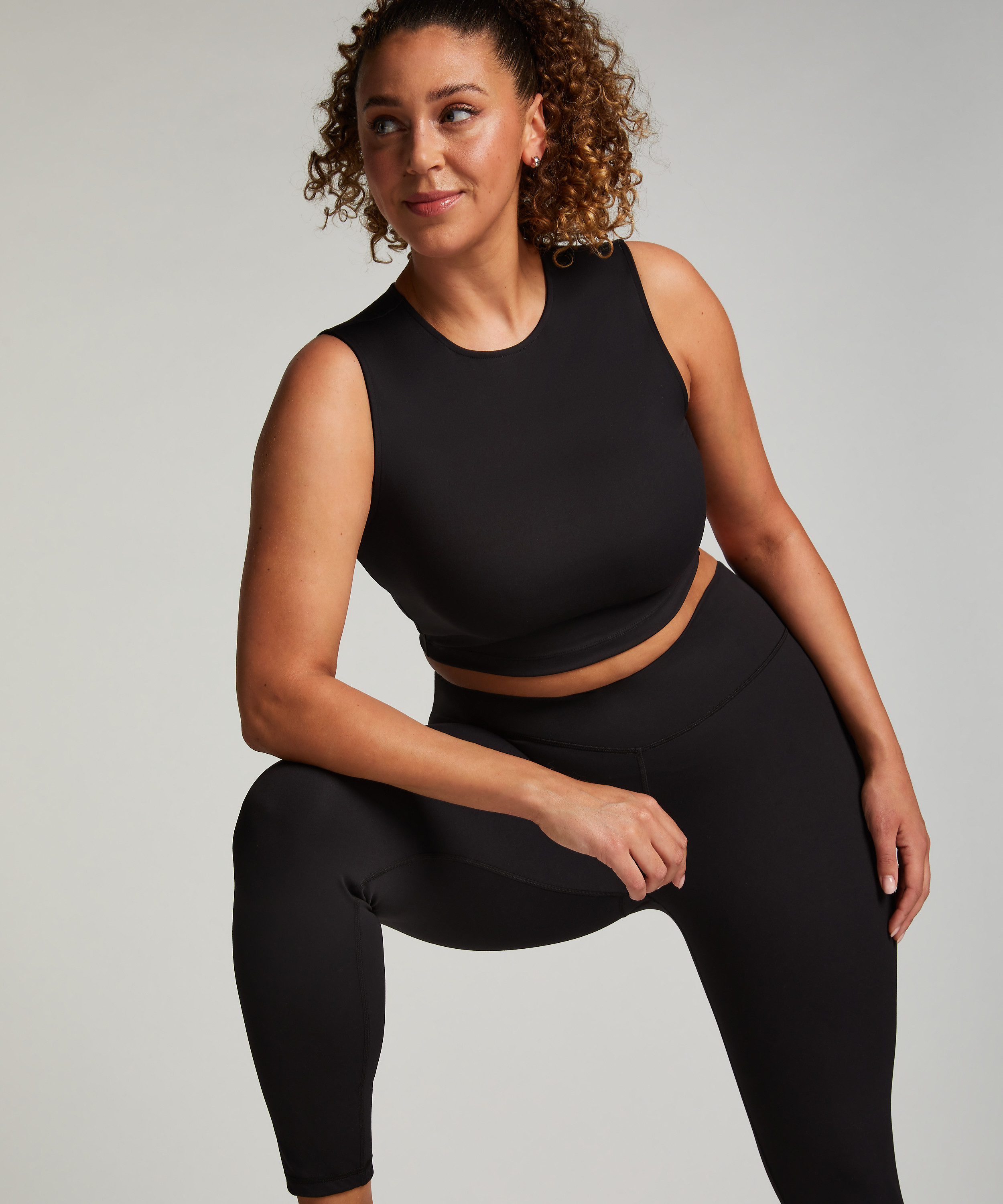 HKMX Top deportivo, Negro, main