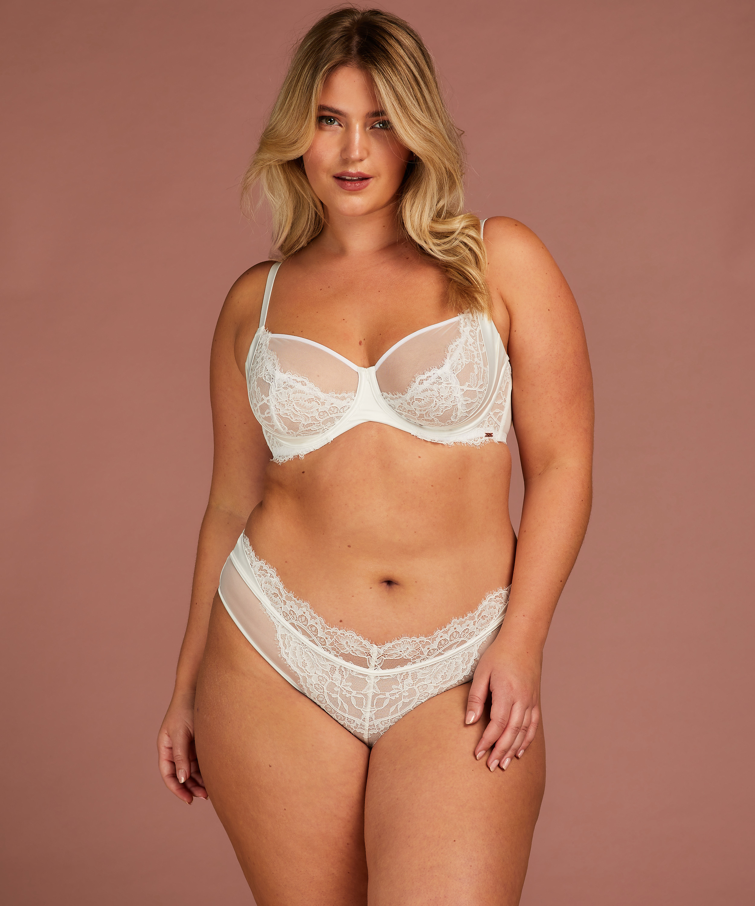 Braguita brasile&ntilde;a Akelei, Blanco, main