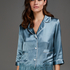 Chaqueta de pijama de seda, Azul